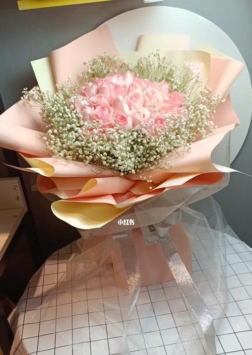 粉玫瑰花的象征意义（探究粉玫瑰的花语及文化内涵）