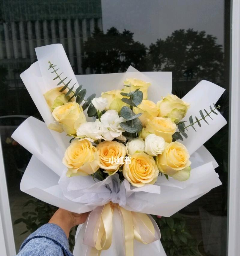 送11朵香槟玫瑰的深意（解读11朵香槟玫瑰的寓意及象征意义）