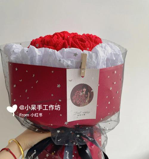直播中看到的玫瑰花包装有何含义？玫瑰花包装代表什么？