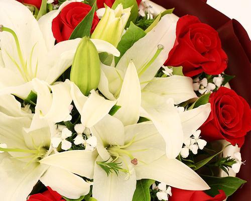 香水百合两件套是什么意思啊？玫瑰花的两个含义是什么？