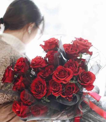 丈母娘和媳妇之间的花语是什么？
