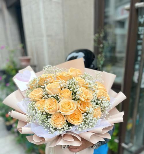 姐姐为你开香槟玫瑰花的寓意是什么？它传递了怎样的情感？