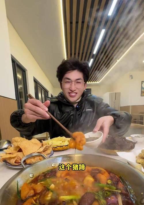 猪脚和花的寓意是什么？猪脚与花组合代表了什么？
