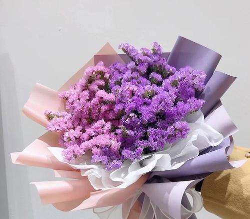广丰紫色花的花语是什么？它们象征着什么？