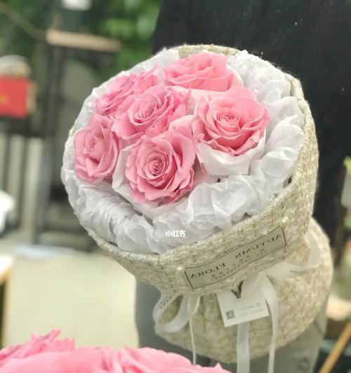 粉色永生花代表什么寓意？