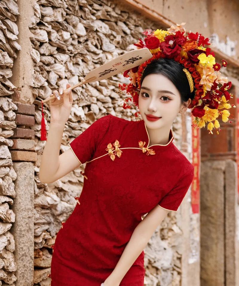 簪哪种颜色的花寓意最佳？