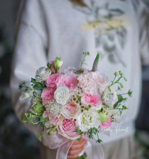 送情侣手捧花的意义是什么？哪种花最能表达爱意？