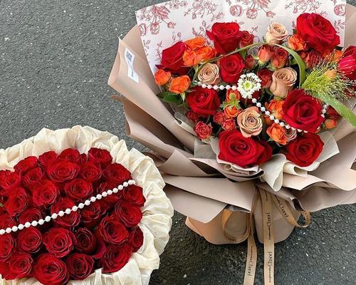 订婚可以送手捧花的寓意是什么？手捧花象征着什么？