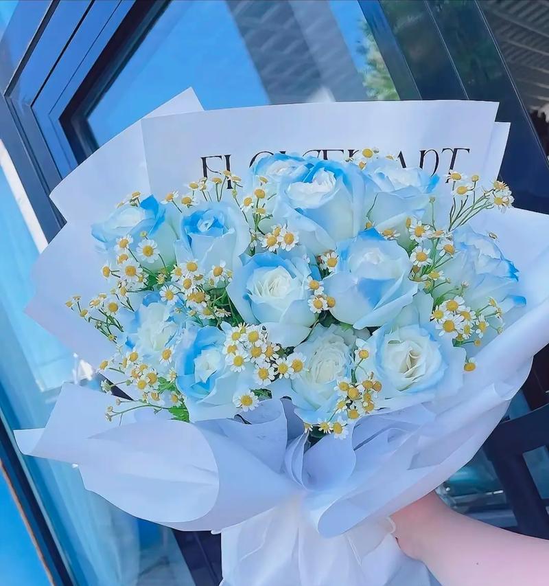 七夕节送玫瑰花有何寓意？玫瑰花在情人节的意义是什么？