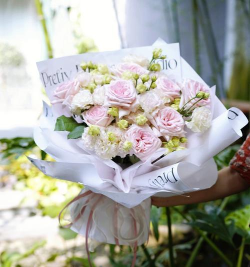 荔枝手捧花代表什么？荔枝花束的寓意和象征是什么？